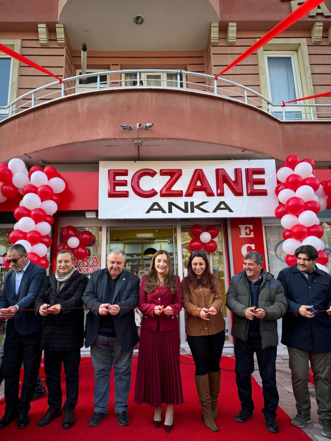 Konya'da Anka Eczanesi açıldı 3